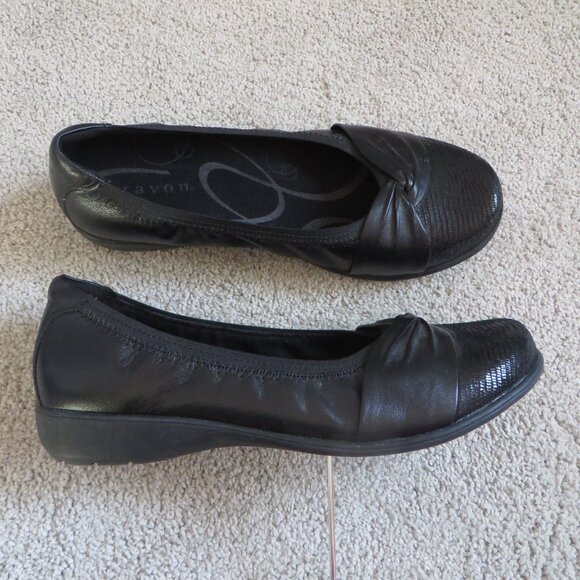 Aravon Womens Andrea-AR Ballet Flat/Shoes Size 8EE Black Leather #ABF04BK - Picture 1 of 10